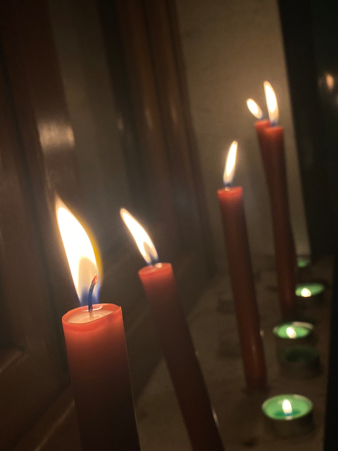 Tessere la Fine – Il Tempo del Lasciare Andare